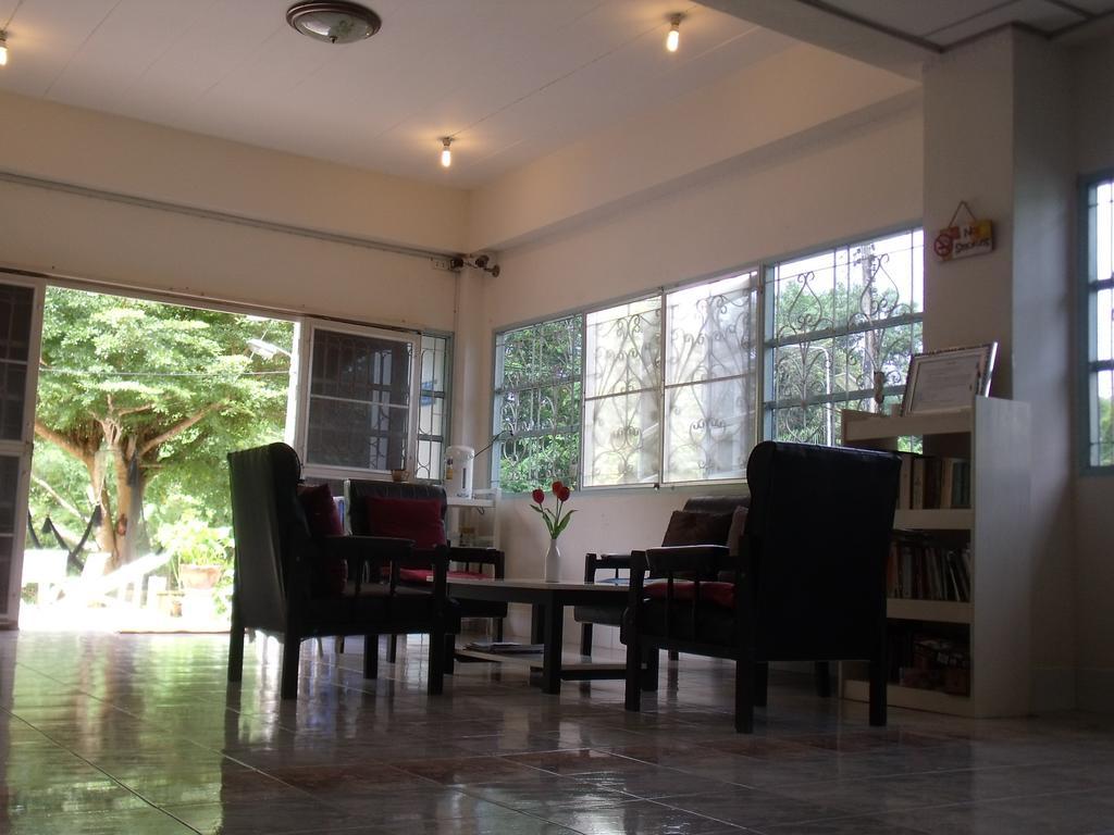 Albatross Guesthouse @ Thungwualaen Beach Pathiu Zewnętrze zdjęcie