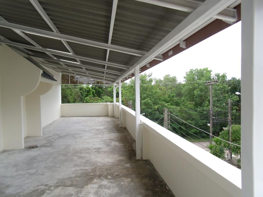Albatross Guesthouse @ Thungwualaen Beach Pathiu Zewnętrze zdjęcie