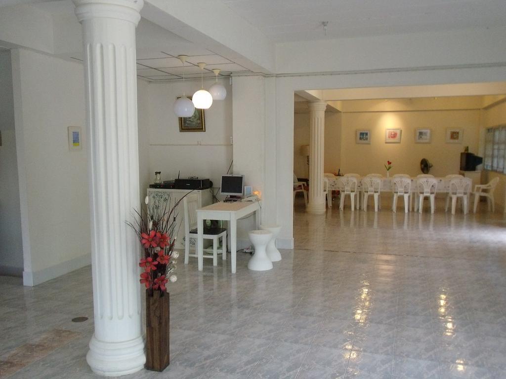 Albatross Guesthouse @ Thungwualaen Beach Pathiu Zewnętrze zdjęcie