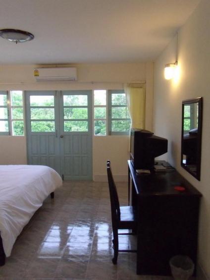Albatross Guesthouse @ Thungwualaen Beach Pathiu Zewnętrze zdjęcie