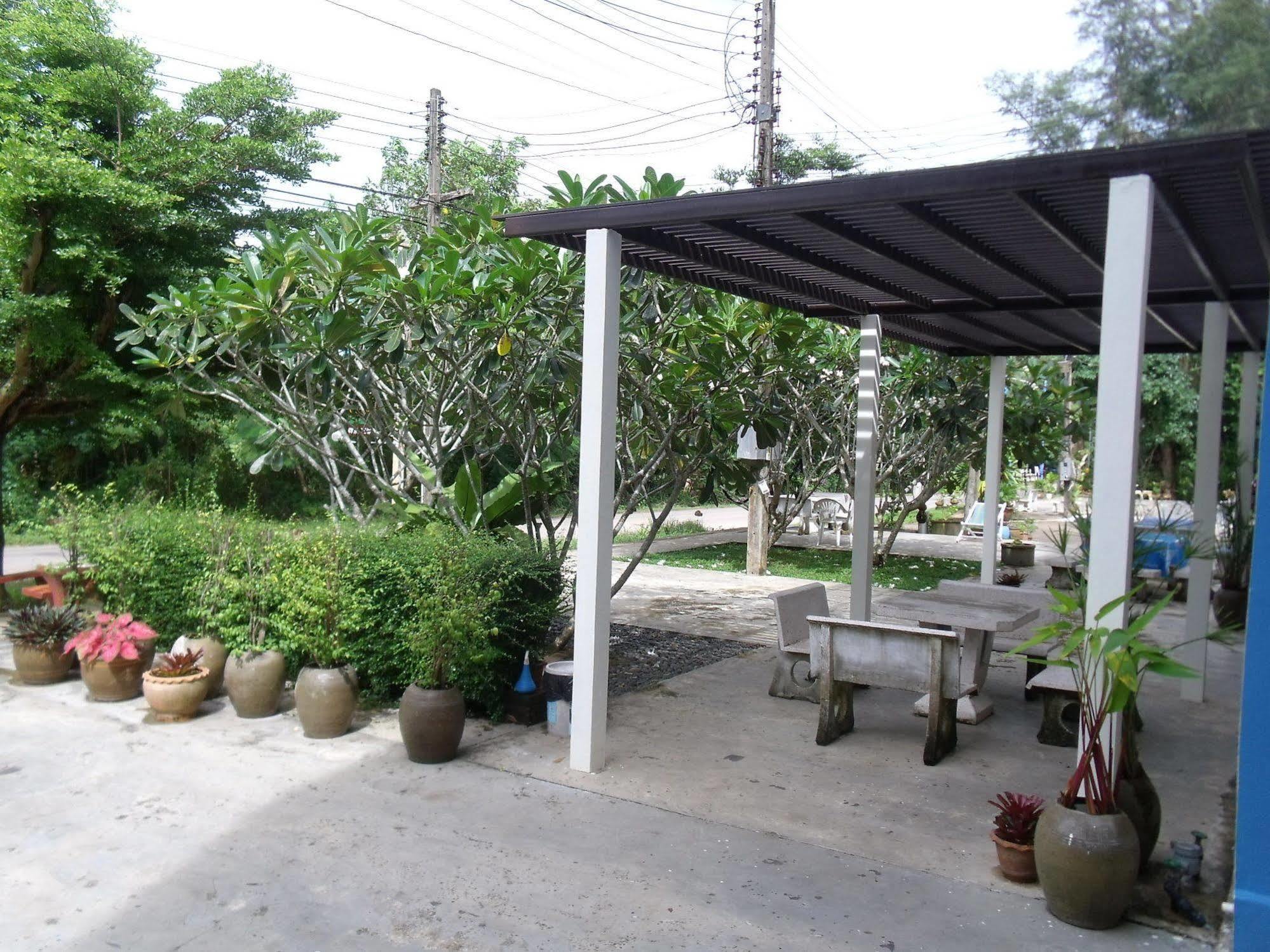 Albatross Guesthouse @ Thungwualaen Beach Pathiu Zewnętrze zdjęcie